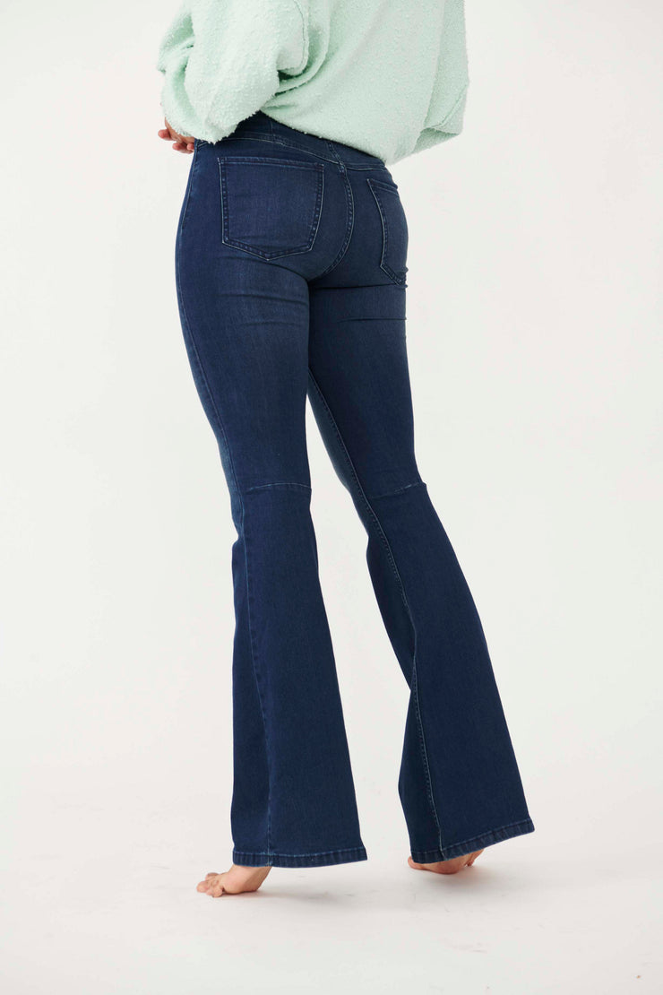 Free People Penny Pull-On Flare Jeans – Euphoria